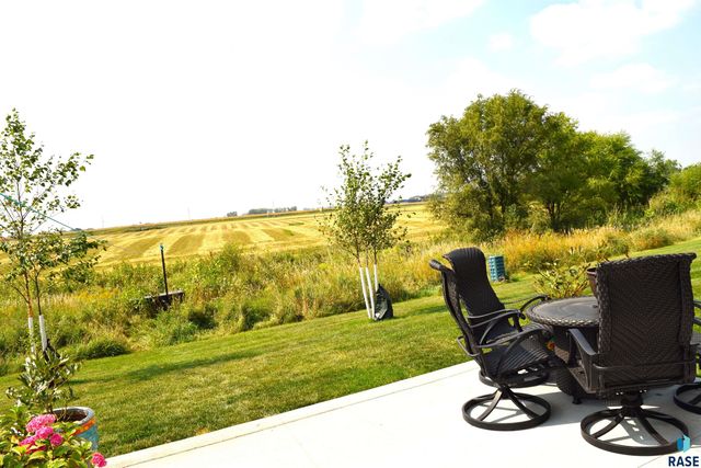 7105 S Bridger Pl Place, Sioux Falls, SD 57108