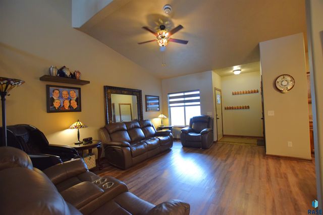 7105 S Bridger Pl Place, Sioux Falls, SD 57108