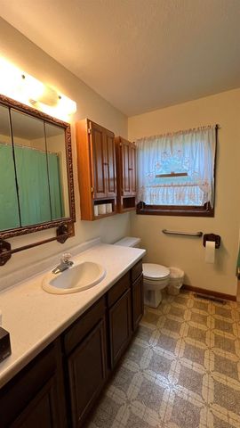 710 E Jefferson Street, New Hampton, IA 50659