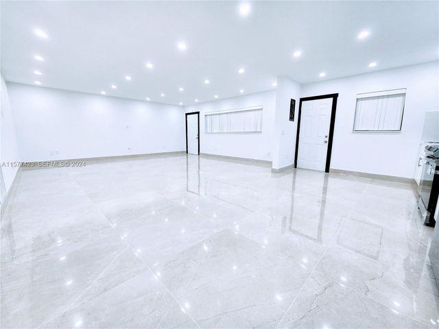 11930 NE 19th Drive 3, North Miami, FL 33181