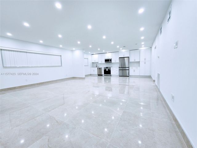 11930 NE 19th Drive 3, North Miami, FL 33181