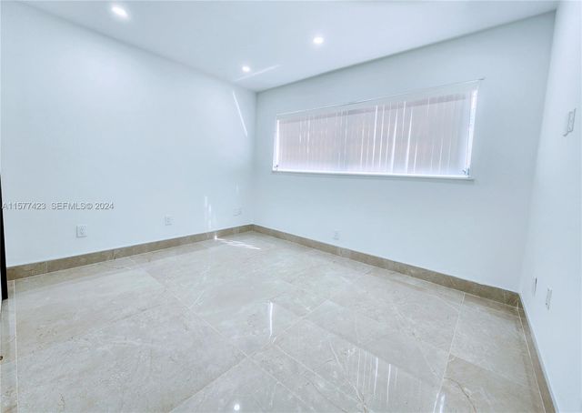 11930 NE 19th Drive 3, North Miami, FL 33181
