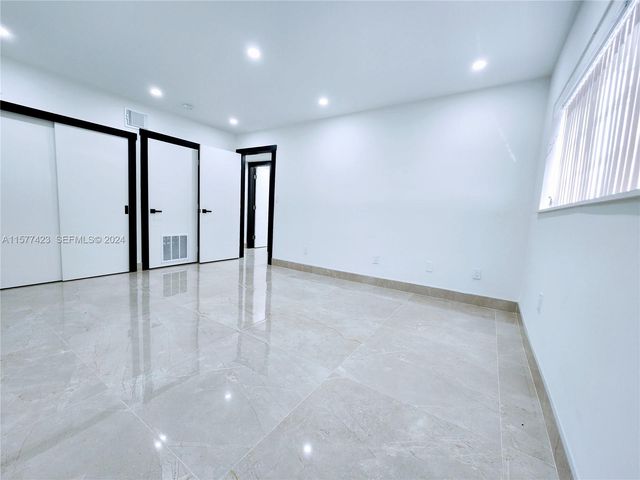 11930 NE 19th Drive 3, North Miami, FL 33181