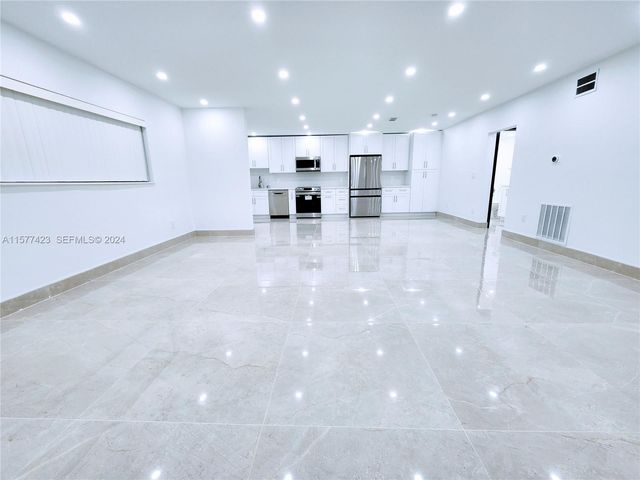 11930 NE 19th Drive 3, North Miami, FL 33181