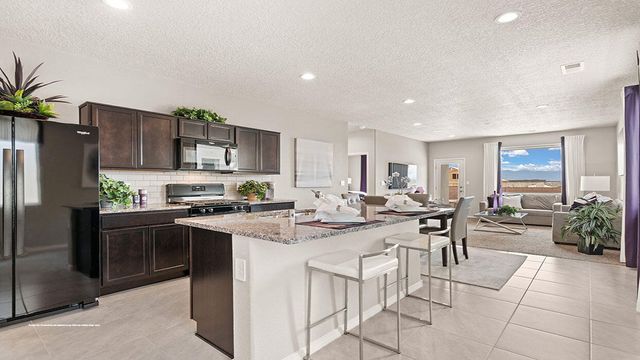 1485 Brillo Del Cielo Street NW, Los Lunas, NM 87031