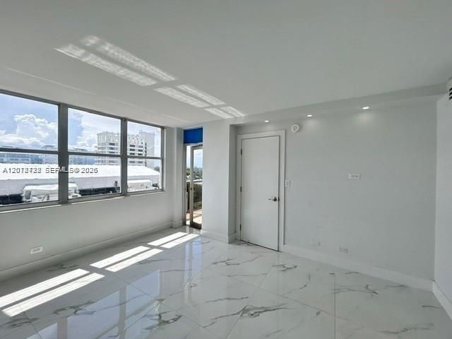 6039 Collins Avenue CU -1033, Miami Beach, FL 33140