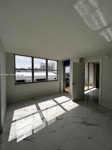 6039 Collins Avenue CU -1033, Miami Beach, FL 33140
