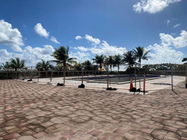 6039 Collins Avenue CU -1033, Miami Beach, FL 33140