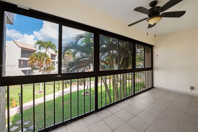 303 Racquet Club Rd 204, Weston, FL 33326