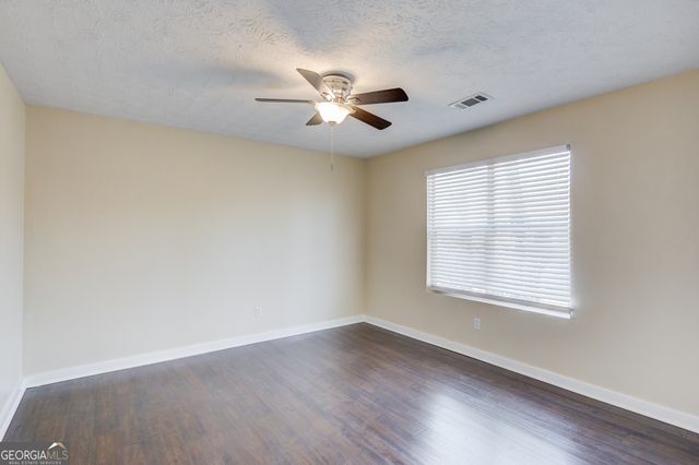 5281 Bridgewater Trace, Stone Mountain, GA 30088