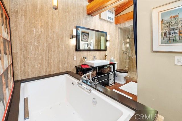 5327 Marina Pacifica Drive Key 19, Long Beach, CA 90803