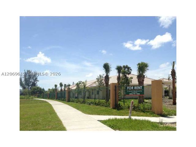 13252 Old Biscayne Dr 802, Homestead, FL 33033