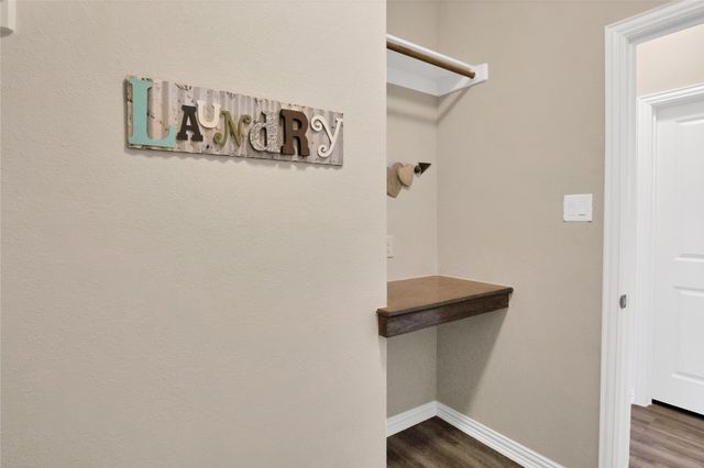 111 Panther Loop, Mabank, TX 75147