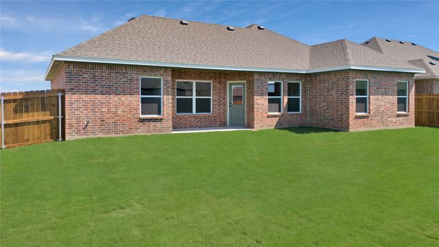 111 Panther Loop, Mabank, TX 75147