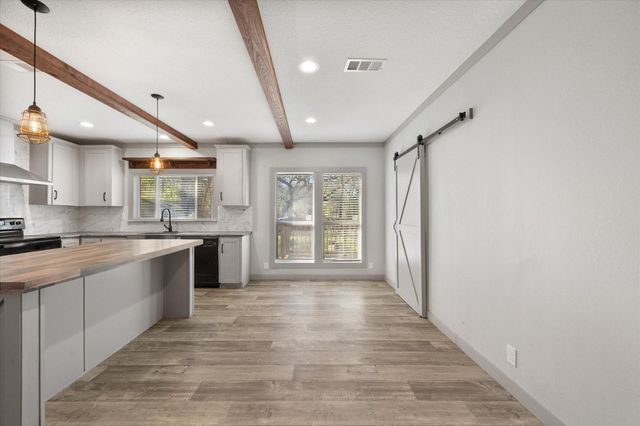 104 Geronimo Trail, Mabank, TX 75156