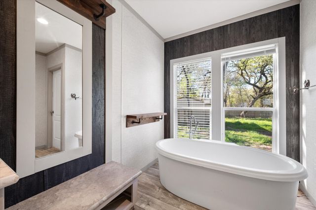 104 Geronimo Trail, Mabank, TX 75156