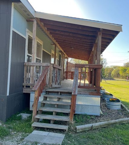 104 Geronimo Trail, Mabank, TX 75156