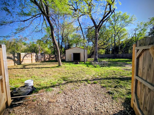 104 Geronimo Trail, Mabank, TX 75156