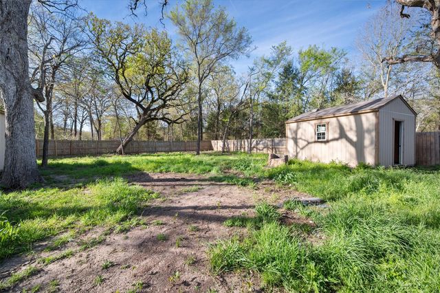 104 Geronimo Trail, Mabank, TX 75156