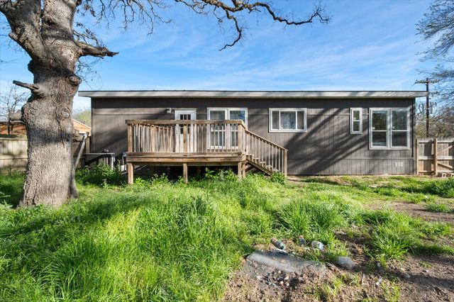 104 Geronimo Trail, Mabank, TX 75156