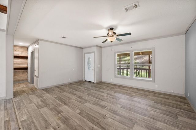 104 Geronimo Trail, Mabank, TX 75156