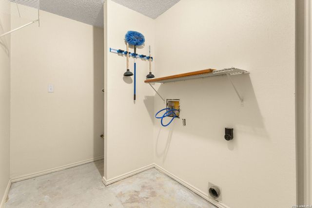 4627 Barhill, San Antonio, TX 78217