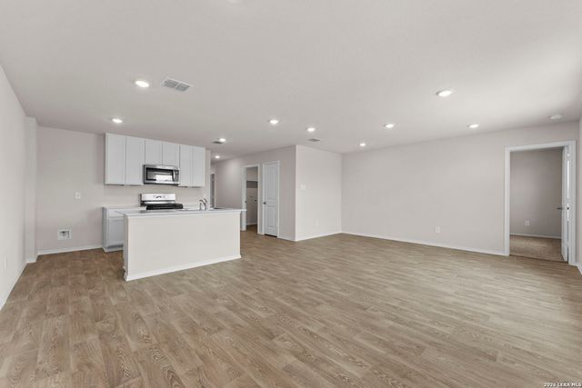 1053 Seedling Ln, Seguin, TX 78155