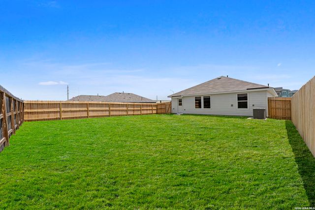 1053 Seedling Ln, Seguin, TX 78155