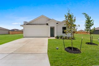 1053 Seedling Ln, Seguin, TX 78155