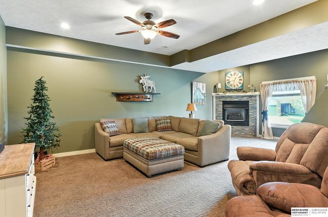 1013 Mary Beth Circle, Blair, NE 68008