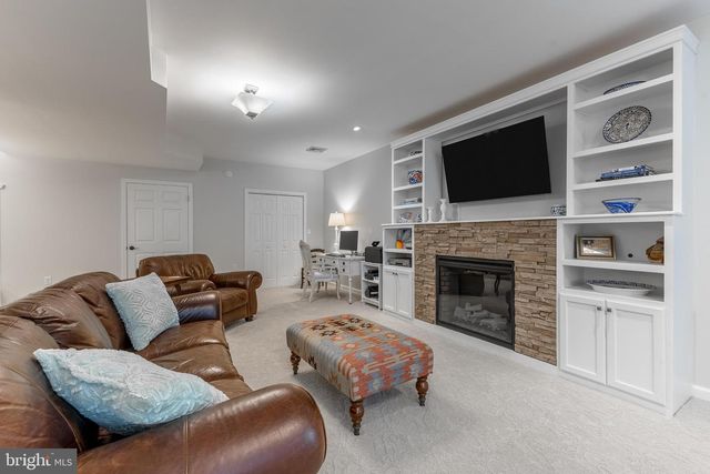 75 EMMA CT, Boalsburg, PA 16827