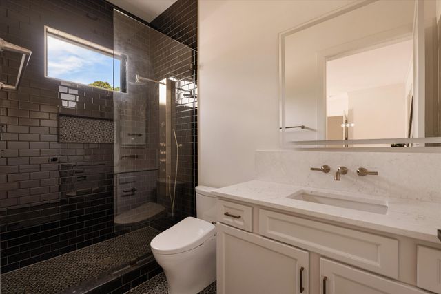 6801 Flat Creek Rd, College Grove, TN 37046