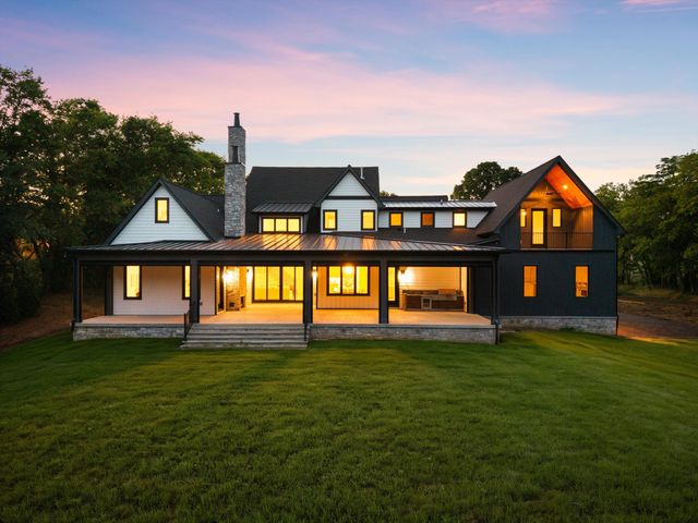 6801 Flat Creek Rd, College Grove, TN 37046