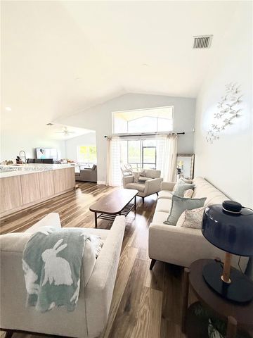 3221 SW 173rd Ter 0, Miramar, FL 33029