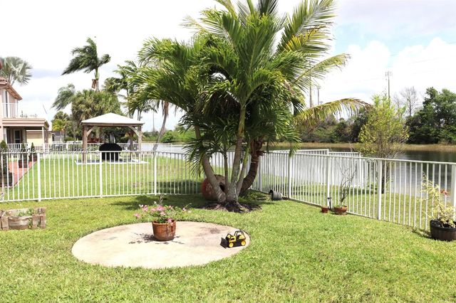 3221 SW 173rd Ter 0, Miramar, FL 33029