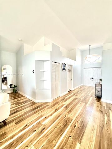 3221 SW 173rd Ter 0, Miramar, FL 33029