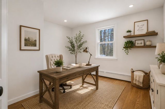 12 Davis Road, Merrimack, NH 03054
