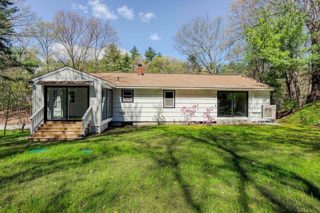 12 Davis Road, Merrimack, NH 03054