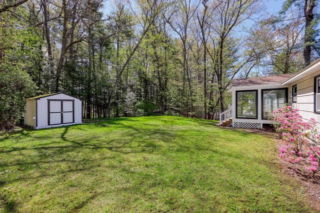 12 Davis Road, Merrimack, NH 03054