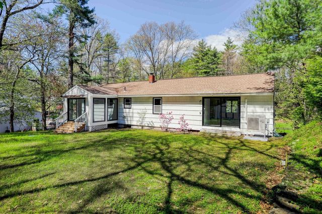 12 Davis Road, Merrimack, NH 03054