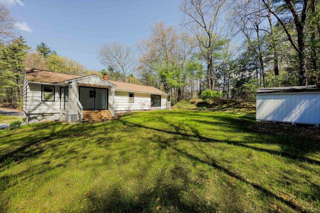12 Davis Road, Merrimack, NH 03054