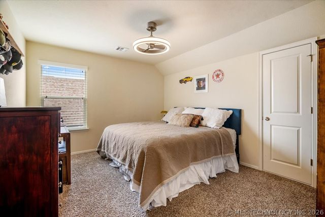 15517 E 87th Place N, Owasso, OK 74055