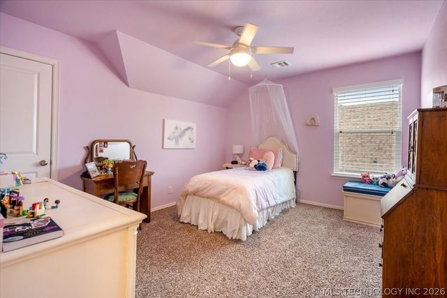 15517 E 87th Place N, Owasso, OK 74055