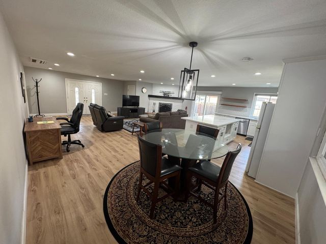 5130 Patti Jo Dr, Carmichael, CA 95608