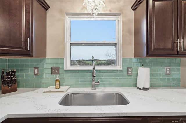 148 Cinque Terra Pl, Finleyville, PA 15332