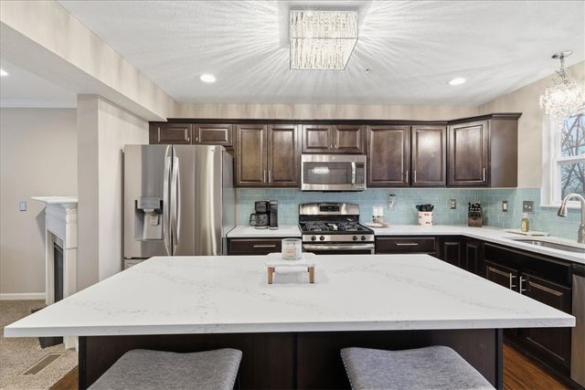 148 Cinque Terra Pl, Finleyville, PA 15332