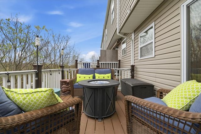 148 Cinque Terra Pl, Finleyville, PA 15332