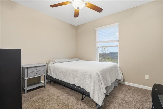 148 Cinque Terra Pl, Finleyville, PA 15332