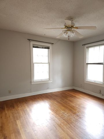 910 E 13th, Austin, TX 78702