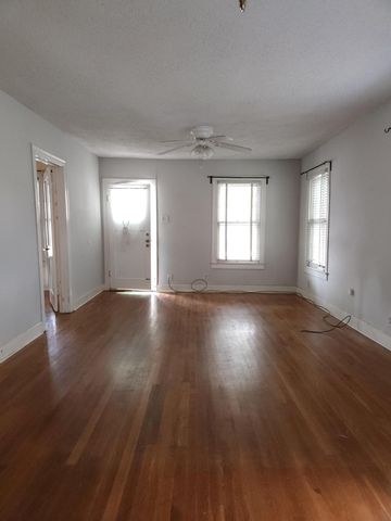 910 E 13th, Austin, TX 78702